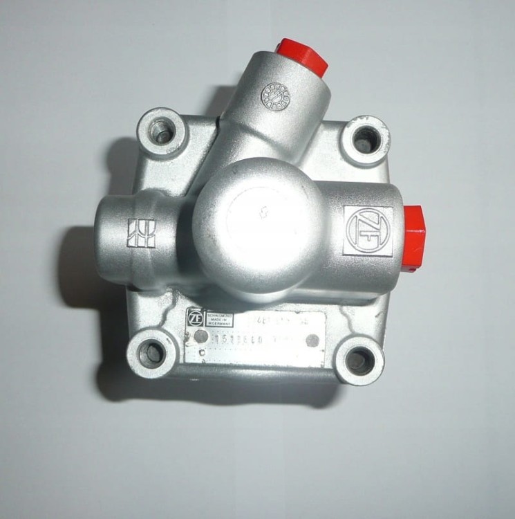 22b6e175bdc1143c7d9eb1cd22ebe1d4